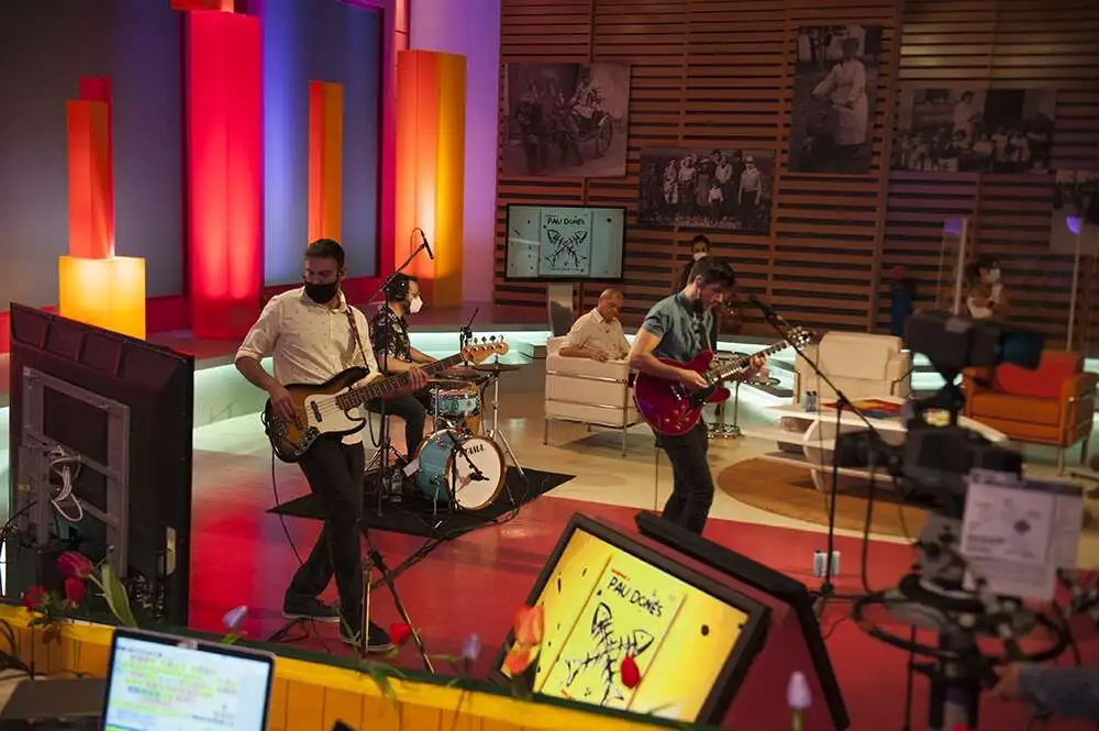 Dos días en la vida en CMMedia Televisión