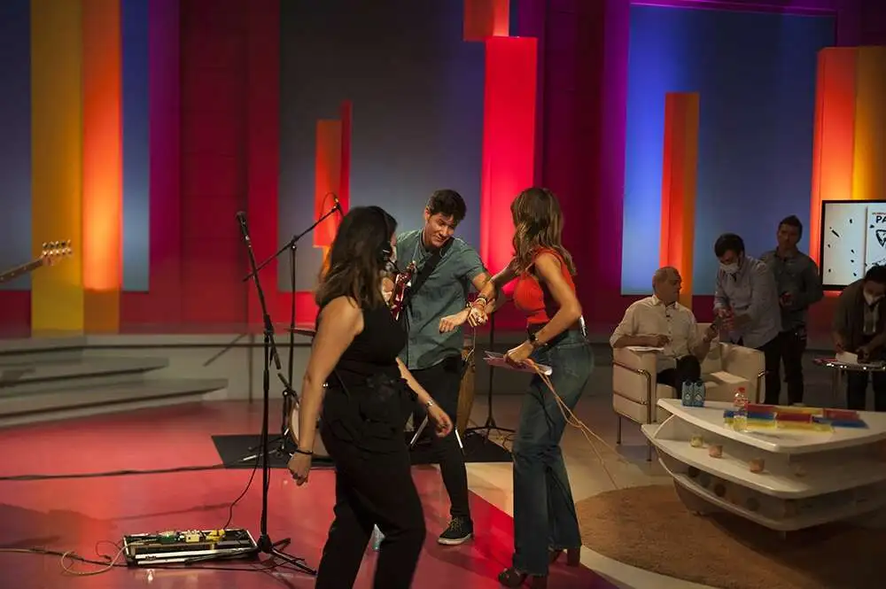 Dos días en la vida en CMMedia Televisión