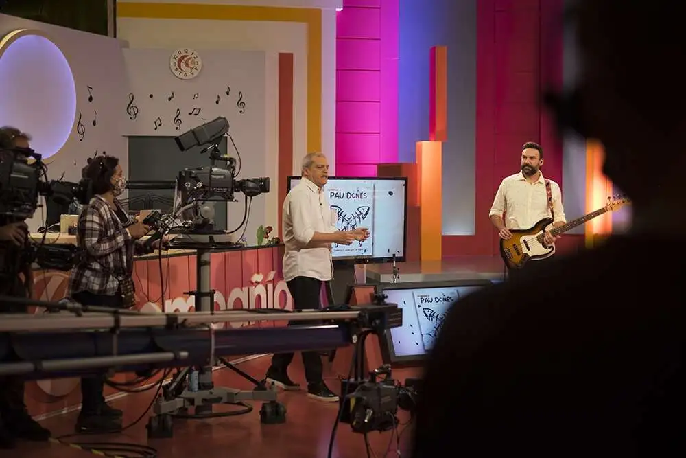 Dos días en la vida en CMMedia Televisión
